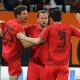 一场3-1逆转，让拜仁甩开药厂9分！31岁凯恩时来运转，双冠王有望
